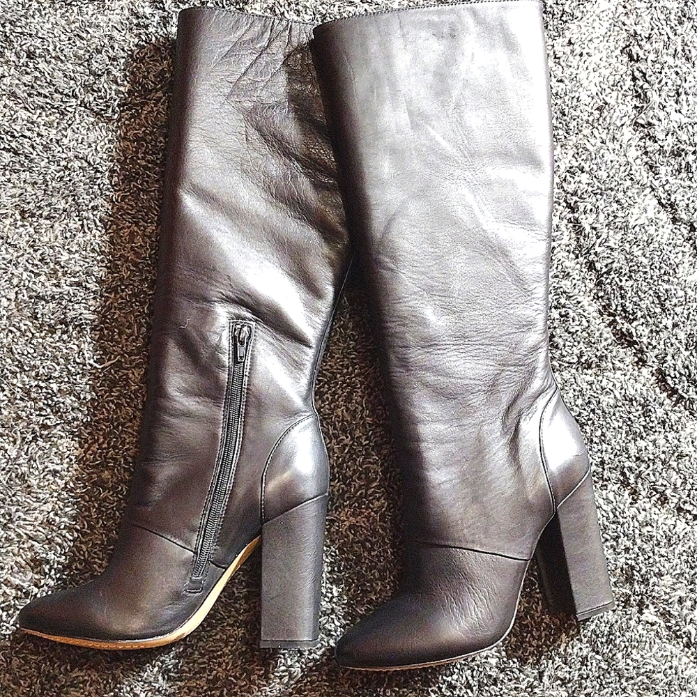 New Vince Camuto VC- Colletti black ToTo leather knee-high boots NWT. 9m